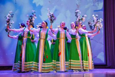 Министр культуры РФ Ольга Любимова отметила викуловских танцоров