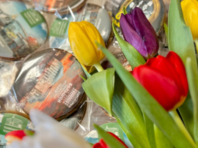 8 марта сам Пушкин будет дарить цветы у «Культурной точки» ТКТО