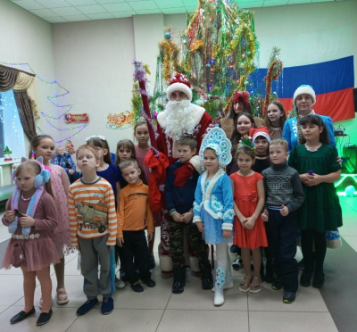 В Емуртлинском СДК прошел новогодний праздник для детей