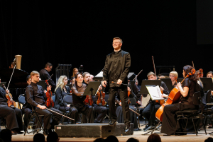 Музыканты Тюменского филармонического оркестра выступят солистами