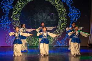 Отчетная концертная программа школы кыргызского танца «Мурас» — «Танцы — это наше наследие»
