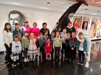 Юные читатели Прииртышской сельской библиотеки посетили Драмтеатр