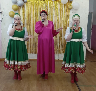 Праздник русского платка