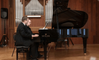 Приглашаем слушателей в Тюменскую филармонию на концерт фортепианной музыки