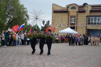 Вечен ваш подвиг в сердцах поколений