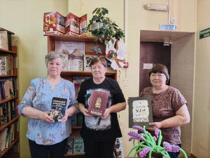 Обзор книжной выставки-памяти «И в книгах память о войне»