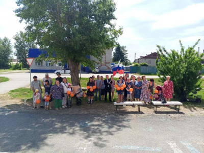 Праздничная тематическая программа «Моя Россия» (ко Дню России).
