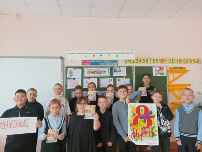 Игровая программа «Классные девчонки»