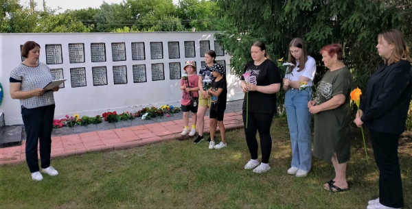 В селе Буньково прошел митинг «День памяти и скорби»