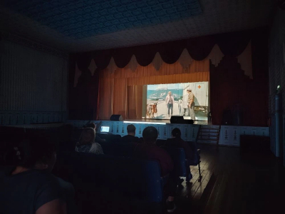 Литературно-музыкальный вечер ко Дню воссоединения Крыма с Россией прошел в Коркинском СДК