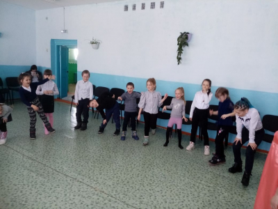 Развлекательное мероприятие «Потанцуем, пошалим».