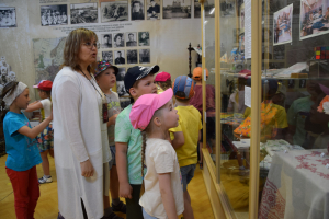 Музей встречает юных гостей