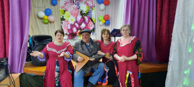 30 марта в Шашовском СК  проведена литературно-музыкальная гостиная «Песня для  души»