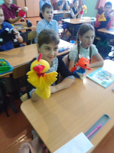 О театре кукол рассказали ученикам 4 класса Пятковской школы 15 ноября