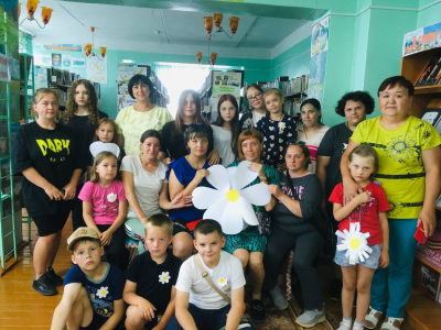 Мастер-класс «Ромашковое счастье» прошел в библиотеках Упоровского района