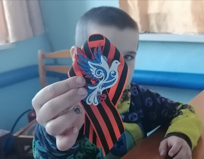 Мастер - класс по изготовлению броши "Георгиевская лента" на 9 мая