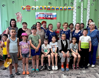 Концертная программа к Дню России в Новосёловской сельской библиотеке