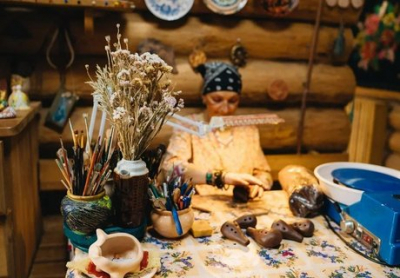 Приглашаем гостей на мастер-класс «Ручная лепка» в мае!