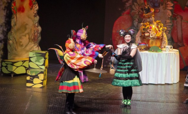 Тобольский драмтеатр покажет два спектакля на сцене Театра кукол