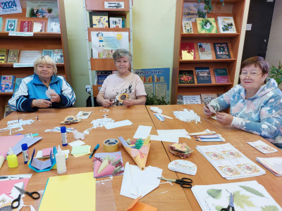 Занятие творческого объединения «Мастерская идей»