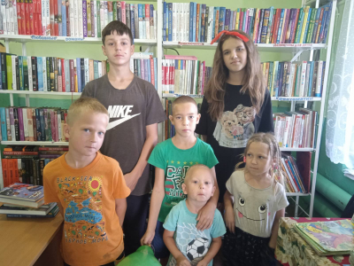 1 сентября в Старошадринской сельской библиотеке прошла игровая программа «Умники и Умницы»