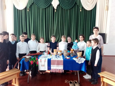 Познавательная программа «Народное творчество» в Скородумском СДК