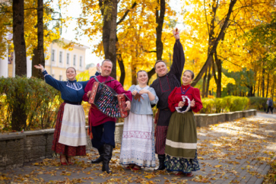 В Заводоуковске выступит ансамбль «Пташица» – один из самых популярных коллективов, исполняющих народные песни