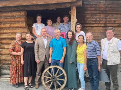 В Доме-музее старообрядчества Упоровского района состоялась рабочая встреча, посвящённая развитию туризма в муниципалитете