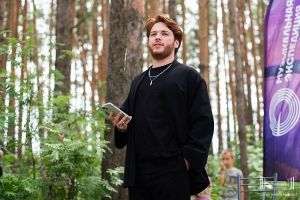 Ведущий фестиваля «Музыкальная экспедиция» – Александр Островский